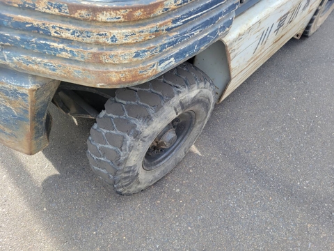 Xe nâng Komatsu FD20-11-342595 gật gù - số sàn