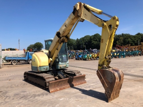 Máy xúc đào Yanmar B7-5A-57641B