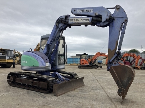 Máy xúc đào EX75UR-3-12208