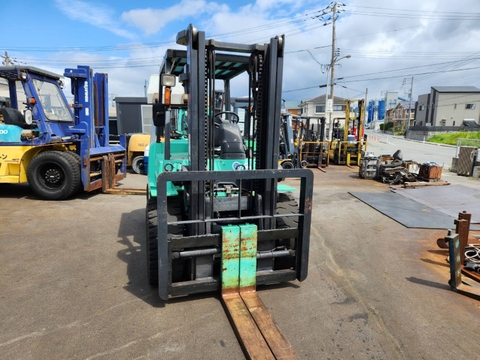 Xe nâng misu FD45T-80150