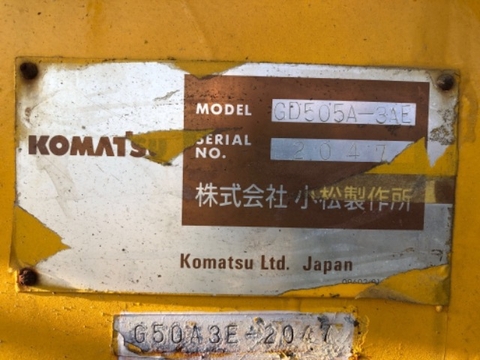 Máy san KOMATSU GD505A-3AE