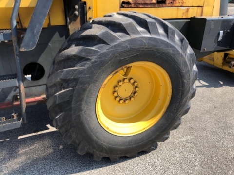 Xúc lật Komatsu WA100-5-72483