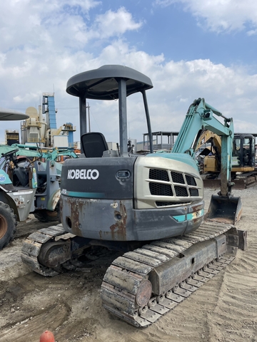 Máy xúc đào Kobelco SK40SR-3E-04240