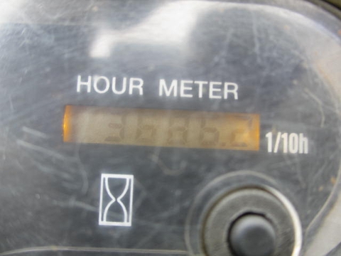 Máy xúc mini B4-6A-62159B sản xuất 2010