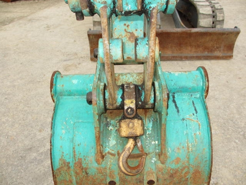 Máy xúc mini B4-6A-62159B sản xuất 2010