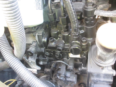 Máy xúc đào yanmar B4-6A-62129B