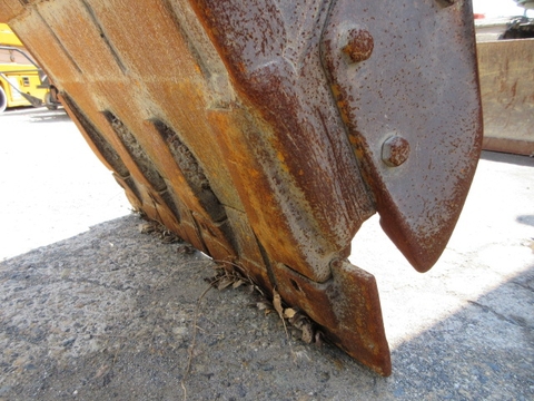 Kobelco  SK130UR-1E-01737