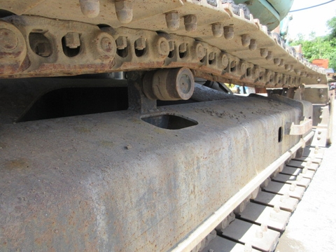 Kobelco  SK130UR-1E-01737