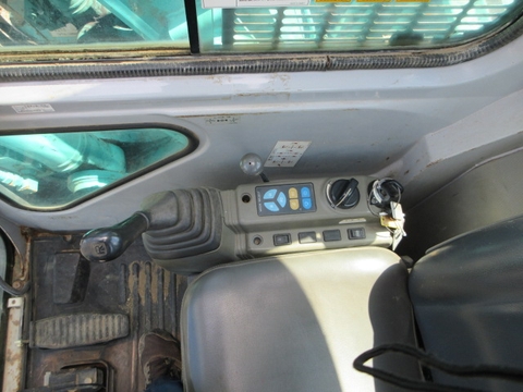 Kobelco  SK130UR-1E-01737