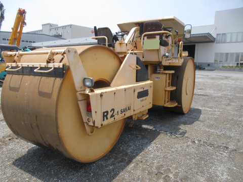 Lu 3 bánh thép Sakai R2-1-40439