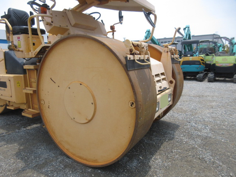 Lu 3 bánh thép Sakai R2-1-40439