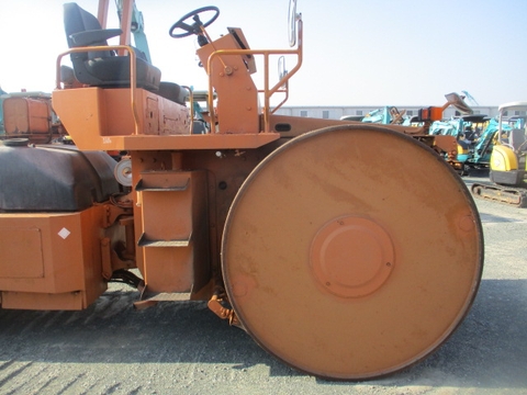 R2B-20818