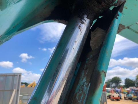 Máy xúc đào kobelco SK50UR-3-09098