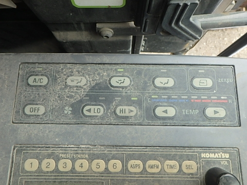 Cẩu bánh xích cần hộp Komatsu LC785-6-31241