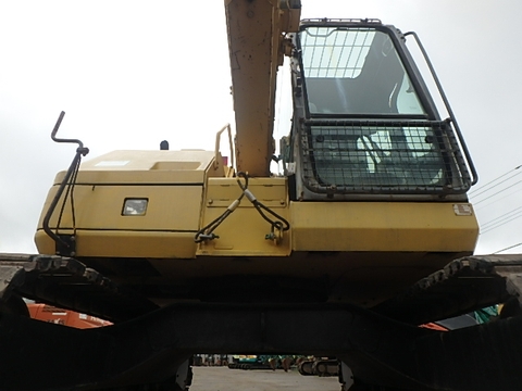 Cẩu bánh xích cần hộp Komatsu LC785-6-31241