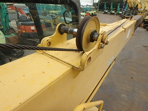 Cẩu bánh xích cần hộp Komatsu LC785-6-31241