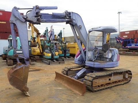 KOMATSU PC75UU-2-10954