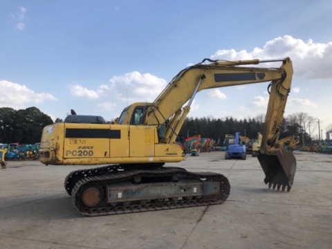 Máy xúc đào Komatsu PC200-6ZE-105475