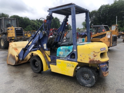 Xe nâng xúc lật komatsu SD10C-5-70579