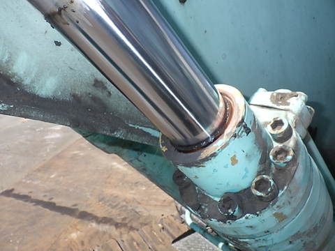 Máy xúc đào SK100-3