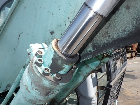 Máy xúc đào SK100-3