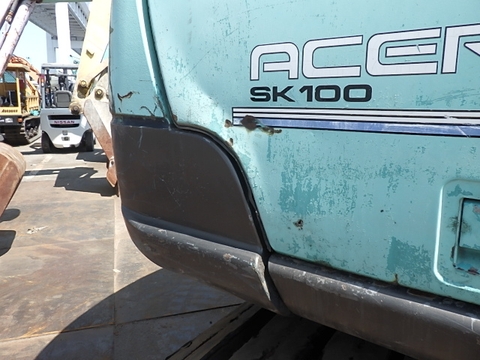 Máy xúc đào SK100-3