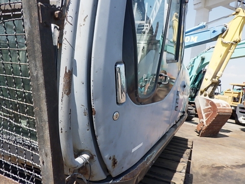 Máy xúc đào SK100-3