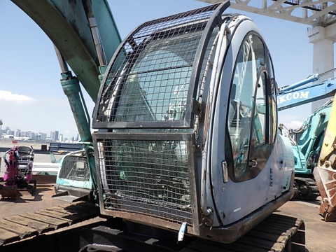 Máy xúc đào SK100-3