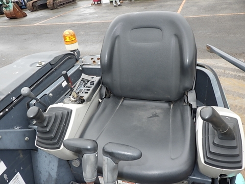 Kobelco SK35SR-6-32303