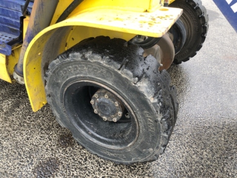 Xe nâng xúc lật komatsu SD10C-5-70579