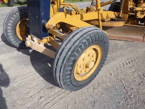 Máy san gạt Komatsu GD405A-1 -	50637