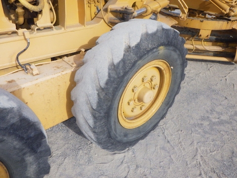Máy san gạt Komatsu GD405A-1 -	50637