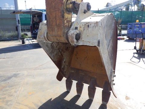 Máy xúc đào Komatsu PC138-2E1-6206