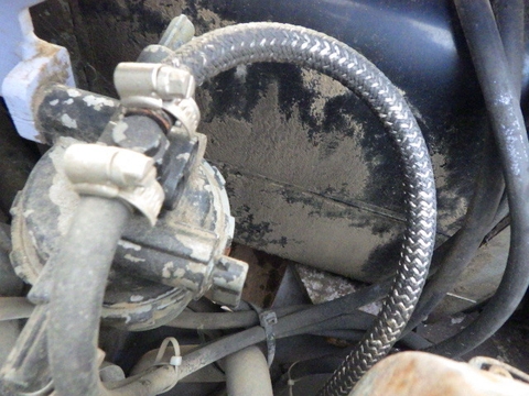 Lu rung mini Komatsu JV25CW-2-1518