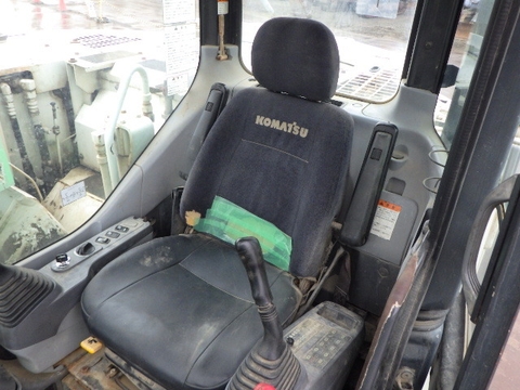 Máy xúc đào bánh xích PC138US-2E1-7098