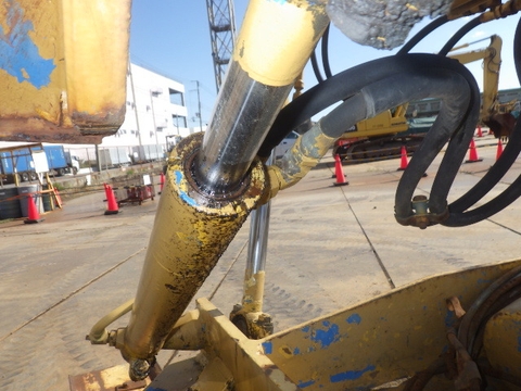 Máy san Komatsu GD405A-2-2882