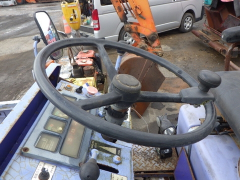 Lu rung mini Komatsu JV25CW-2-1518