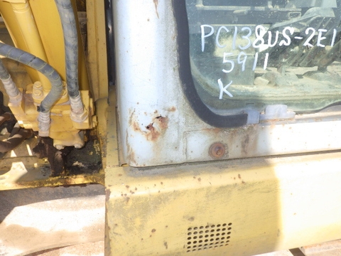 Komatsu PC138-2E1-5911