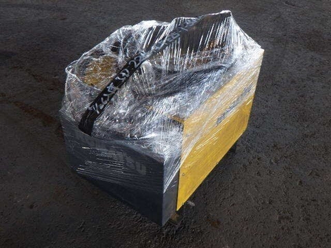 Xe nâng bình khô Komatsu FE25-1-302400