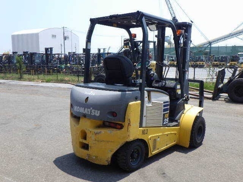 Xe nâng bình khô Komatsu FE25-1-302400