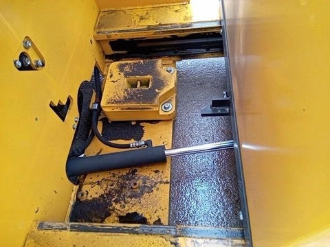 Xe điện đứng lái komatsu FB15RL-15-157965
