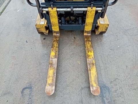 Xe điện đứng lái komatsu FB15RL-15-157965