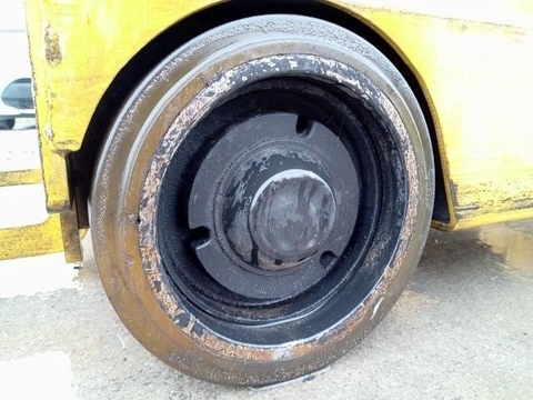 Xe đứng lái komatsu FB15RL-15-157963