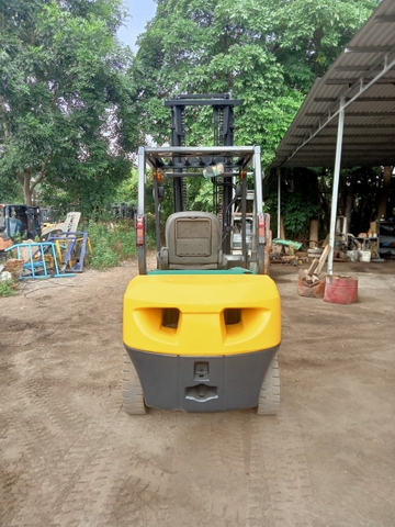 Xe nâng komatsu FD30T-16-722657 (gật gù - số tự động - lốp đôi)