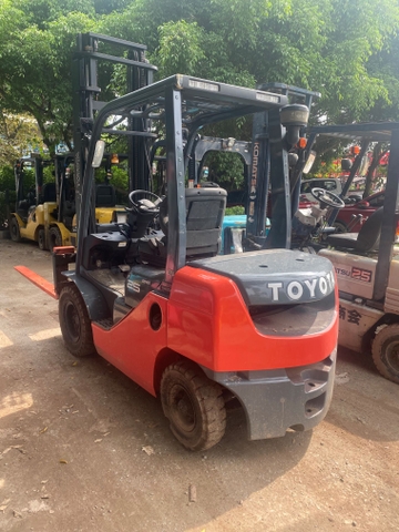 Xe nâng Toyota 02-8fd25-80172