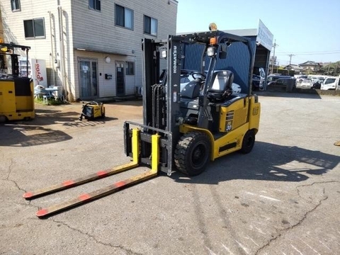 Xe nâng điện ngồi lái Komatsu FE30-1-301886