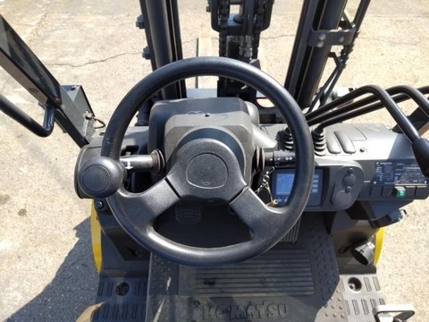 Xe nâng điện ngồi lái Komatsu FE30-1-301886