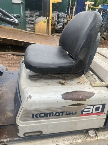 Komatsu FD30H-11-471727 dịch giá số tự động