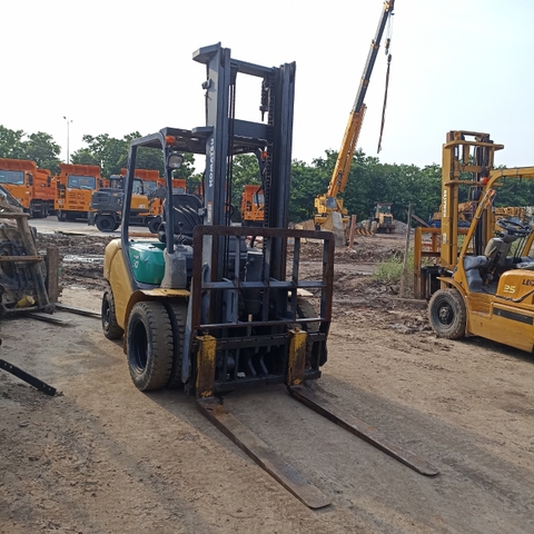XE NÂNG DẦU 3 TẤN KOMATSU FD30W-16-714340