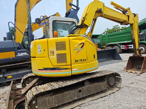 Xúc đào Sumitomo SH75-3-1997